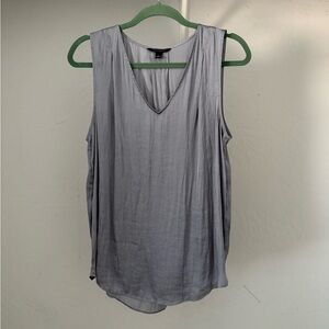 Banana Republic Graceful Flowing Gray Sleeveless Top